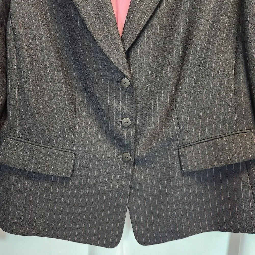 Tahari Pinstripe 3-Piece Suit Set Gray Pink Professional Business Attire - Picture 4 of 16
